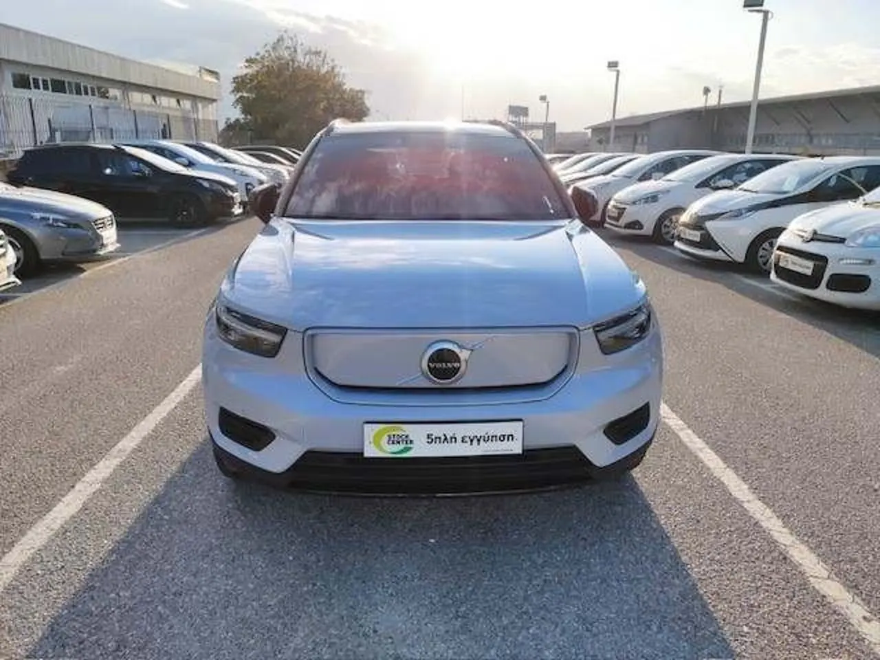 Volvo XC40 - View 2