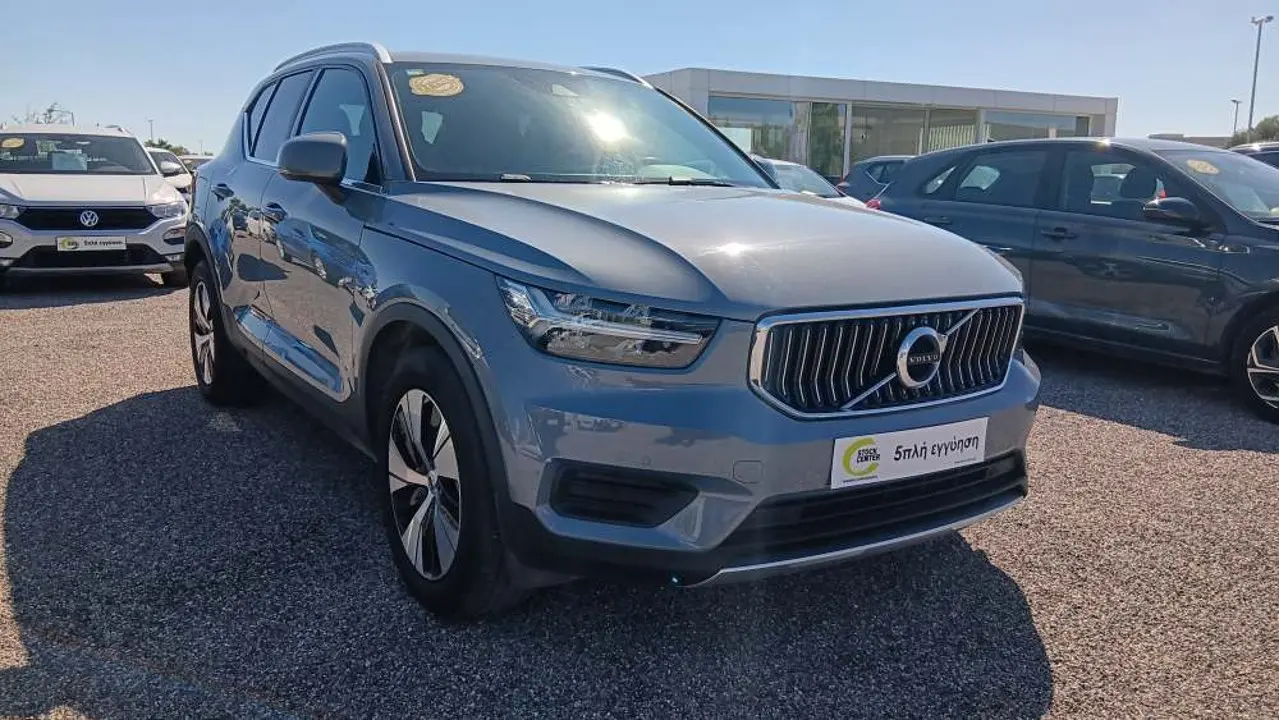 Volvo XC40 - View 1