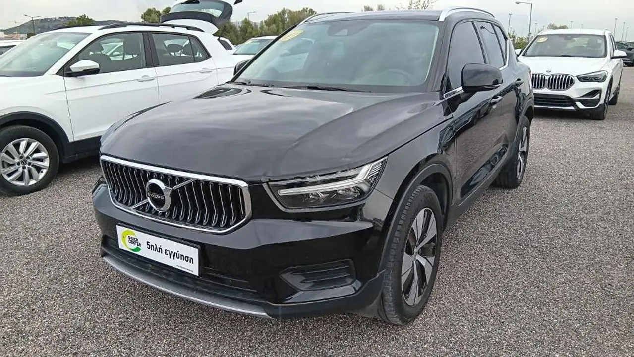 Volvo XC40 - View 3
